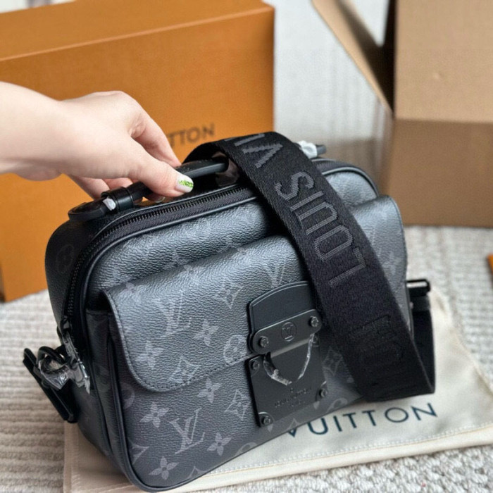 LV Slock Bag 148 DB032 25cm
