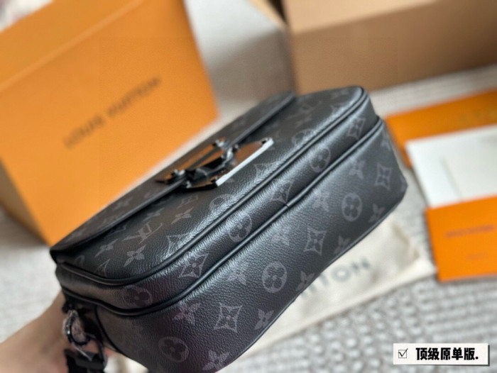 LV Slock Bag 148 DB032 25cm