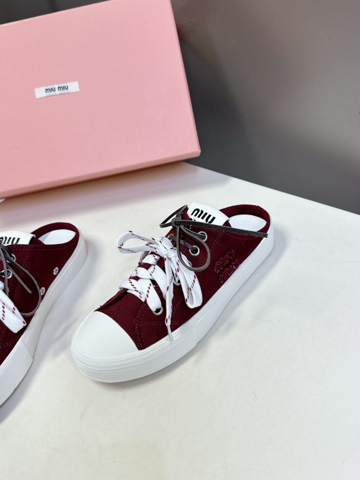 Miu Miu Casual shoes 009 HL032