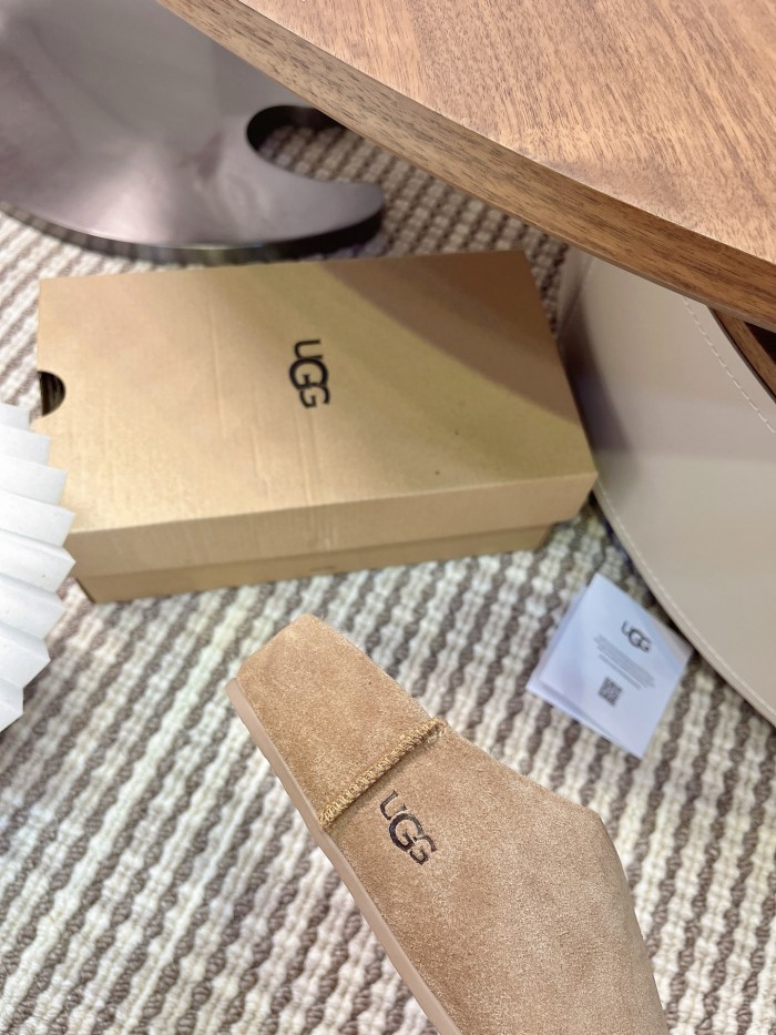 UGG shoes 049 HL081