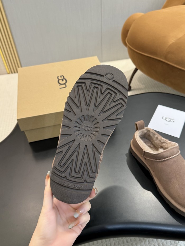 UGG shoes 048 HL081