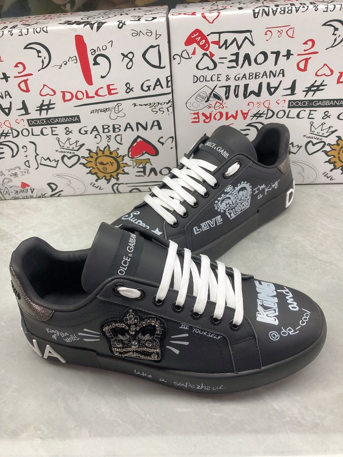 Dolce & Gabbana Casual shoes 022 HL062