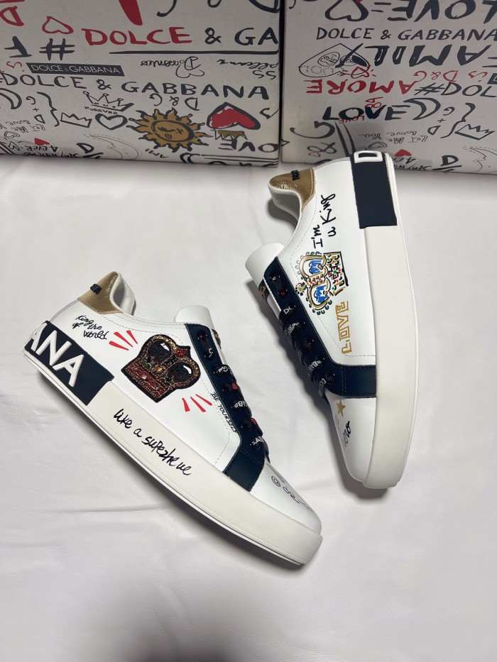 Dolce & Gabbana Casual shoes 022 HL062