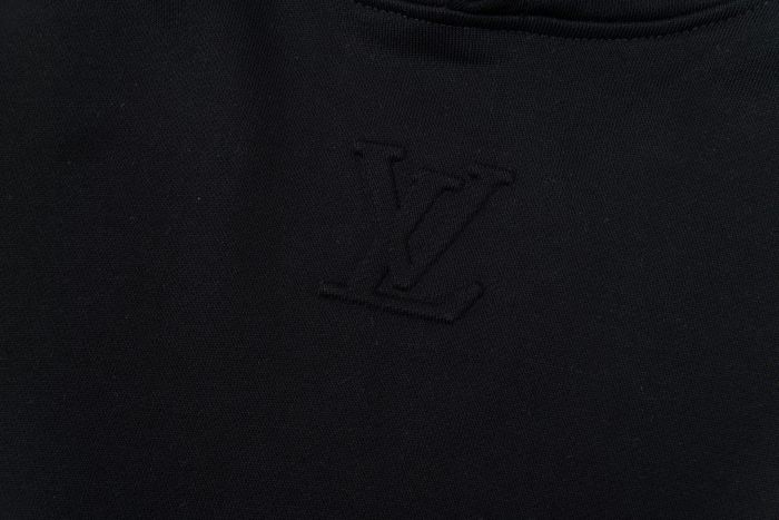 Louis Vuitton Sweatshirts 057