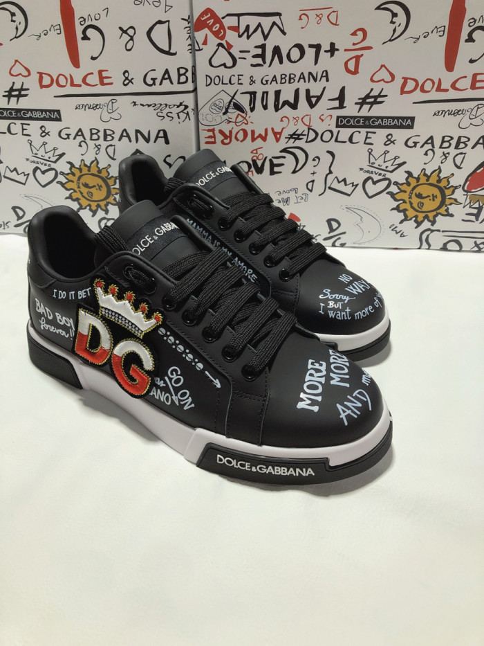 Dolce & Gabbana Casual shoes 022 HL062