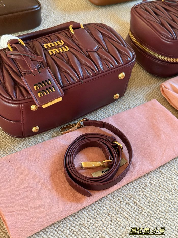Miu Miu Handbag 012 DB552562 22-28.5cm