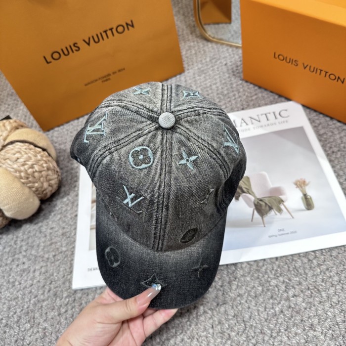 LV Hats & Caps
