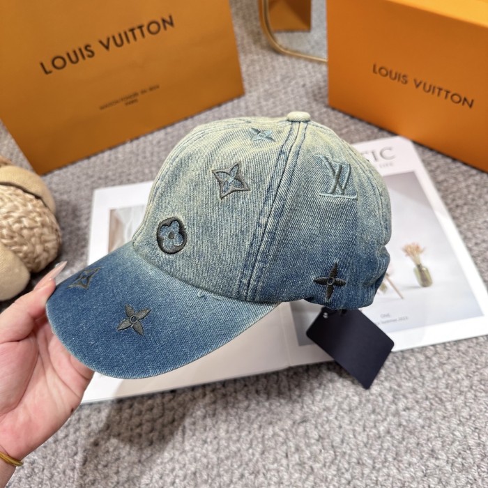 LV Hats & Caps
