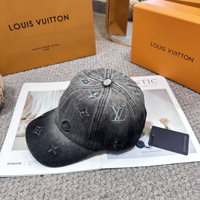 LV Hats & Caps