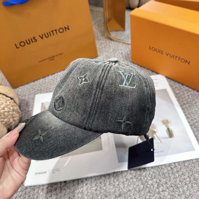 LV Hats & Caps