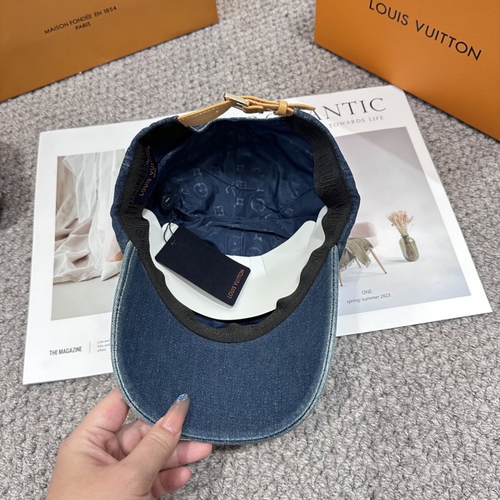 LV Hats & Caps