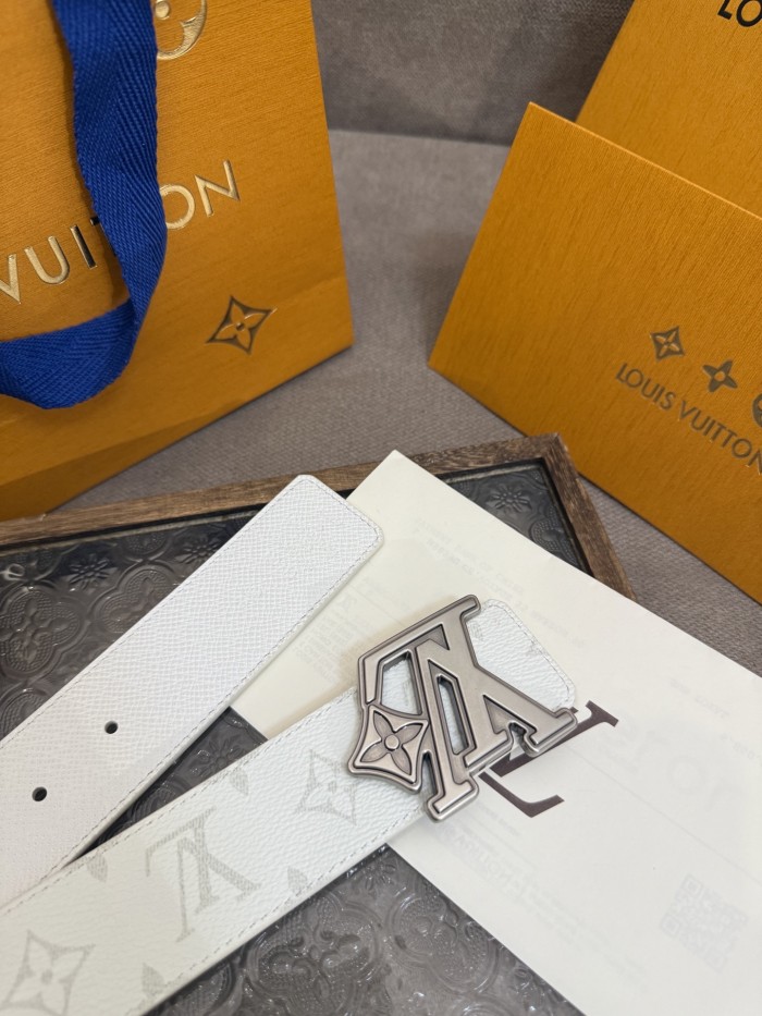 LV Belt 053 4cm