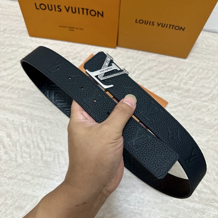 LV Belt 045 4cm
