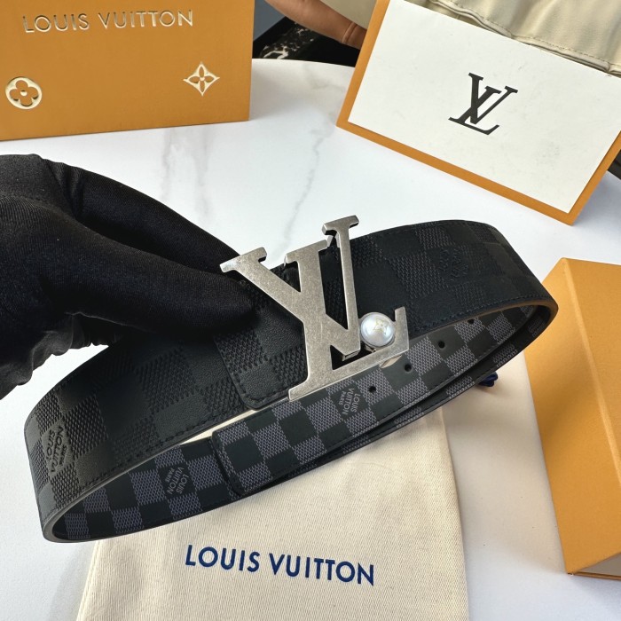 LV Belt 040 4cm