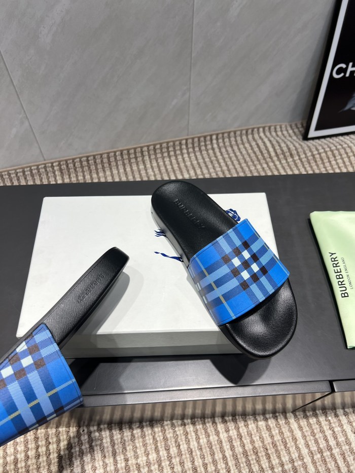 Burberry shoes 009 HL061
