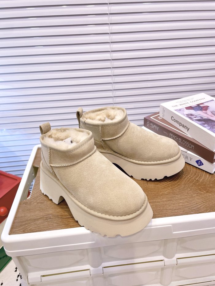 UGG shoes 055 HL081
