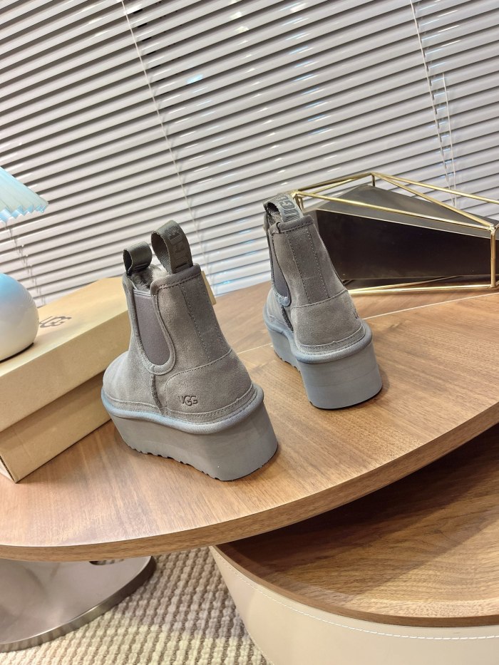 UGG shoes 071 HL022