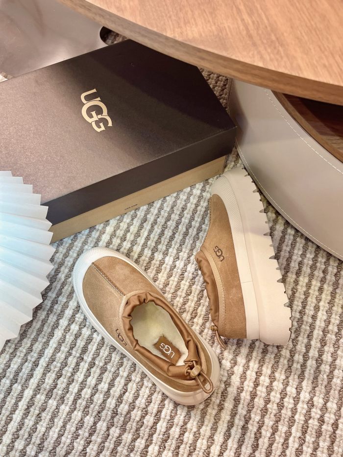 UGG shoes 070 HL022