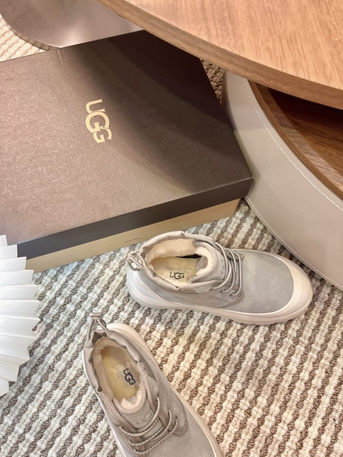 UGG shoes 068 HL032