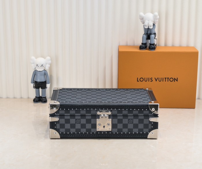 LV Coffret 8 Watch Box M4700B XX074 34cm