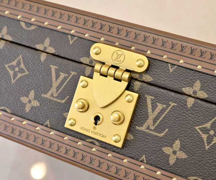 LV Coffret 8 Watch Box M4700B XX074 34cm