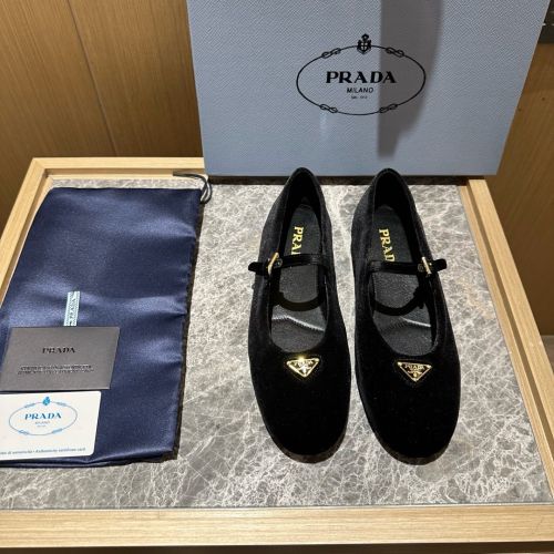 Prada Casual shoes 020 HL062