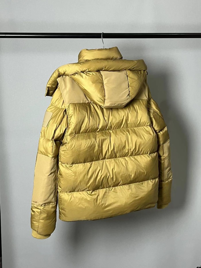 Burberry Down Jacket 002