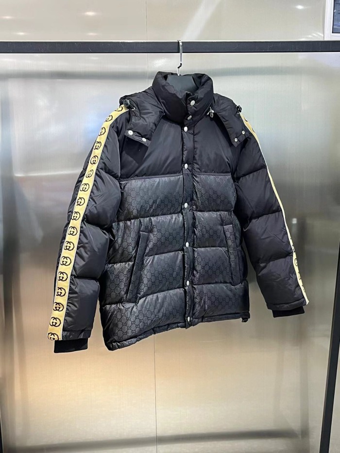 Gucci Down Jacket 001
