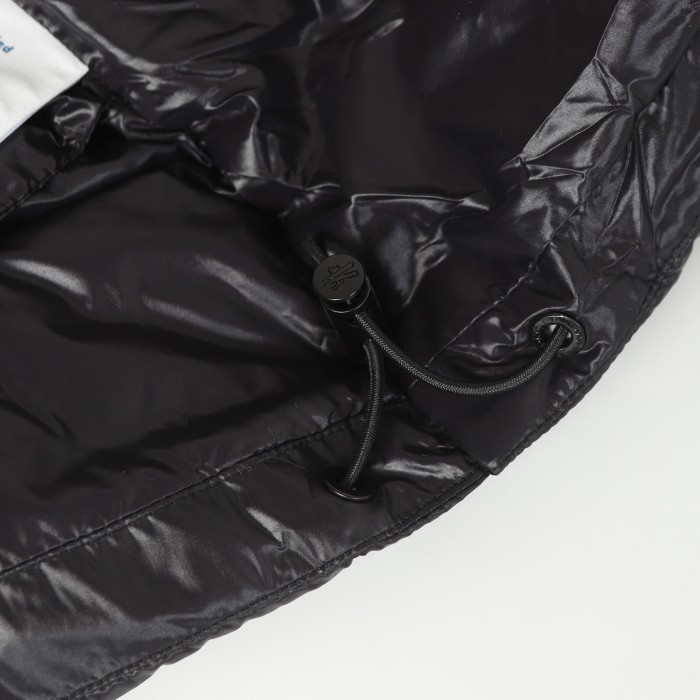 Moncler Down Jacket 006