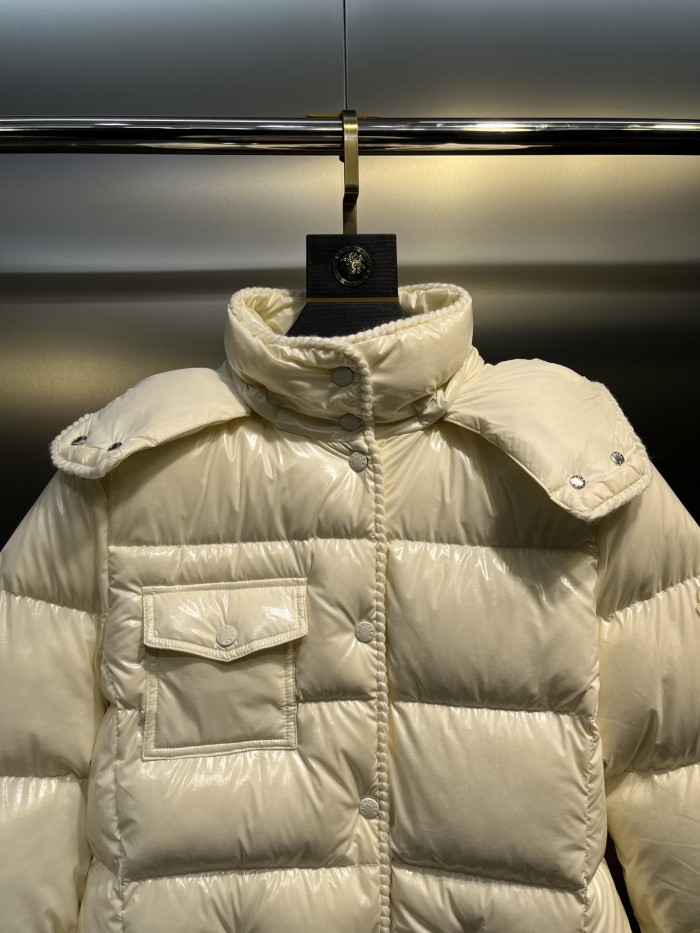 Moncler Down Jacket 003