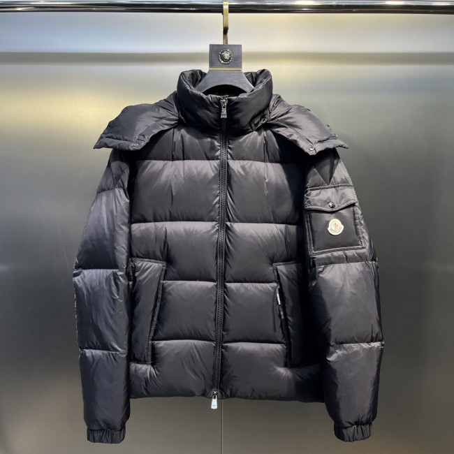 Moncler Down Jacket 013