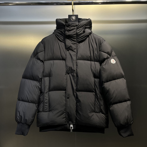 Moncler Down Jacket 009