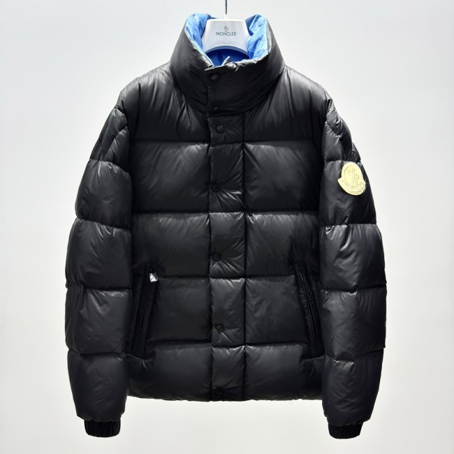 Moncler Down Jacket 017
