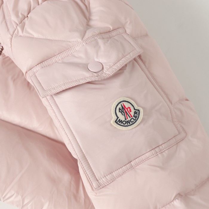 Moncler Down Jacket 006