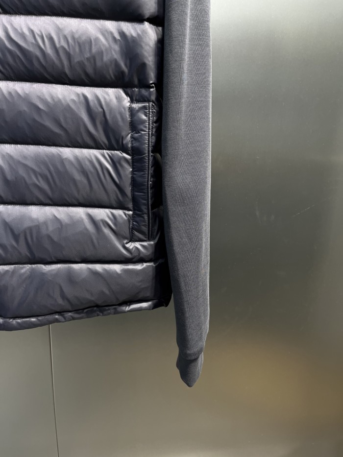 Moncler Down Jacket 014