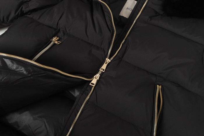 Moncler Down Jacket 008
