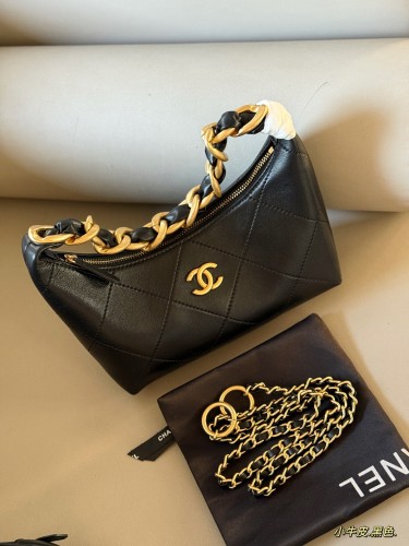 Chanel 25K Hobo Bag 064 DB062 23cm