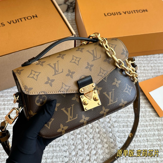 LV Pochette Métis East West Bag 166 DB004 21cm