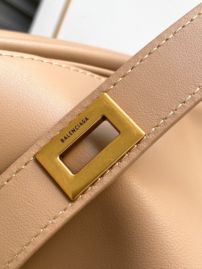 Balenciaga 𝐁𝐞𝐥 𝐀𝐢𝐫 Bag 9036 LM063 37cm