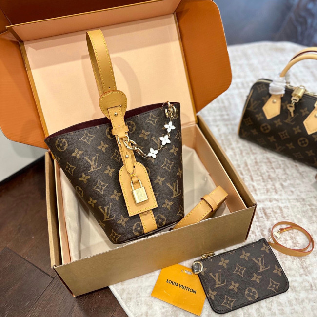 LV All In BB Bucket Bag 179 DB081 18cm