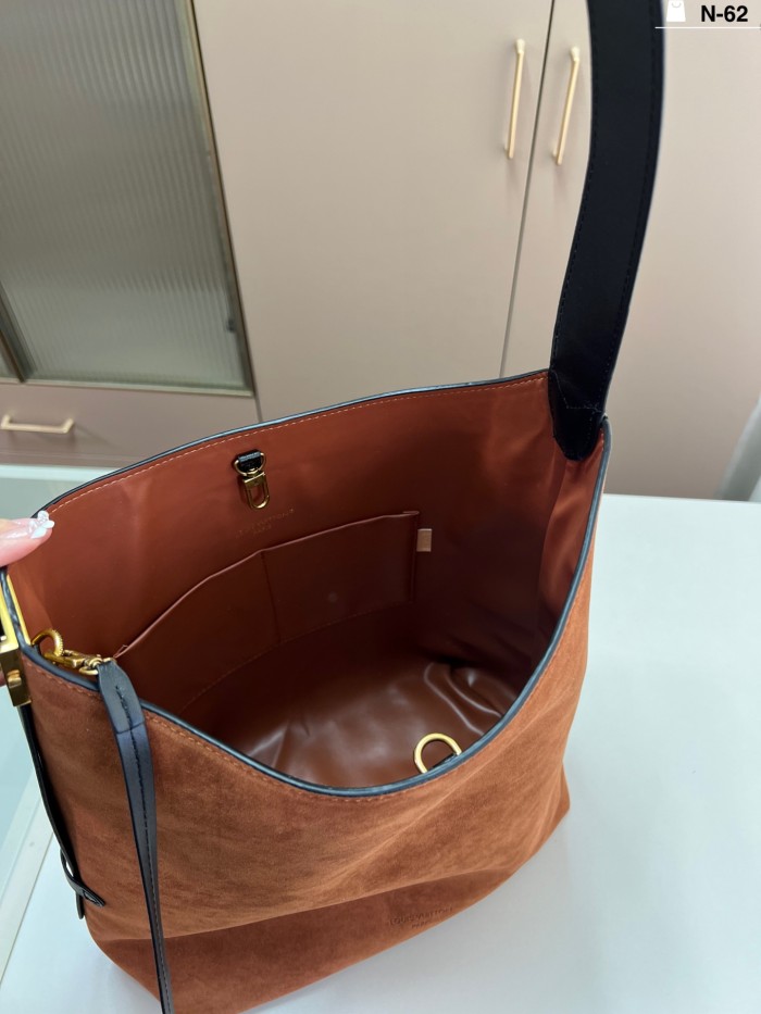LV Low Key Hobo Bag 183 DB081 35cm