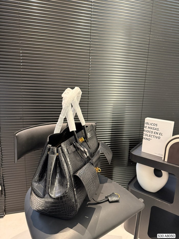 Balenciaga RODEO Bag A8050 DB512 38cm
