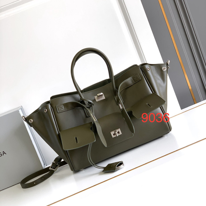 Balenciaga 𝐁𝐞𝐥 𝐀𝐢𝐫 Bag 9036 LM053 30cm