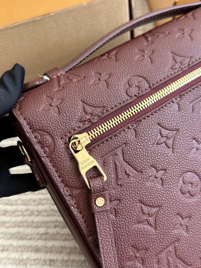 LV Pochette Métis Bag 175 DB032 25cm