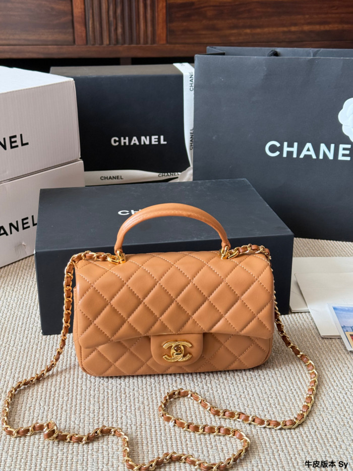 Chanel Shoulder Bag 068 DB081 20cm