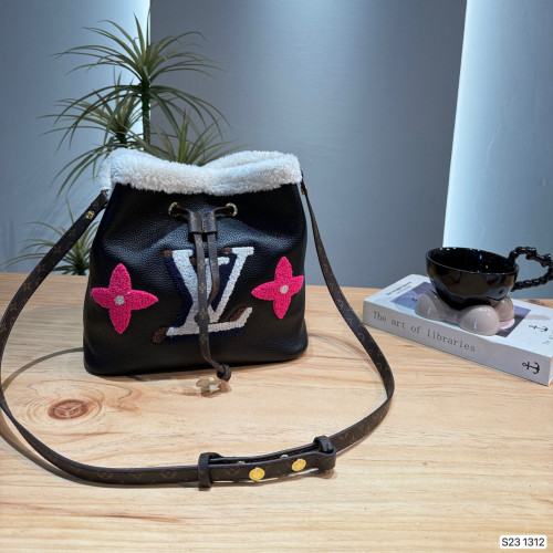 LV Bucket Bag 1312 DB081 25cm