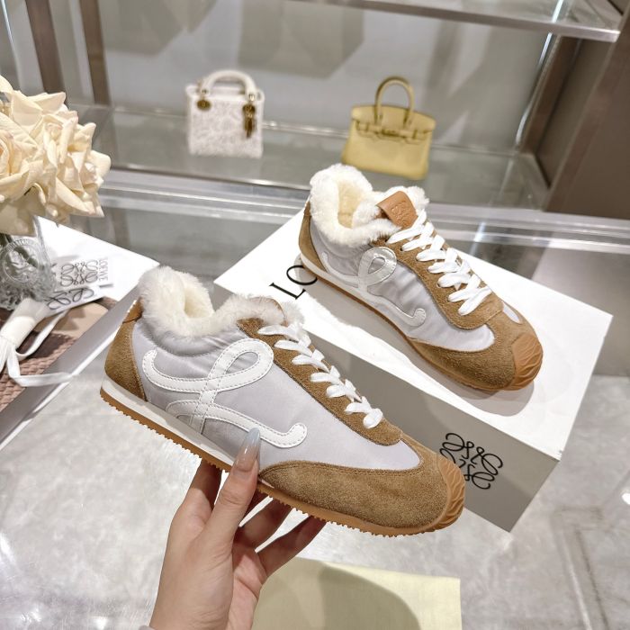 Loewe Casual shoes 007 HL052