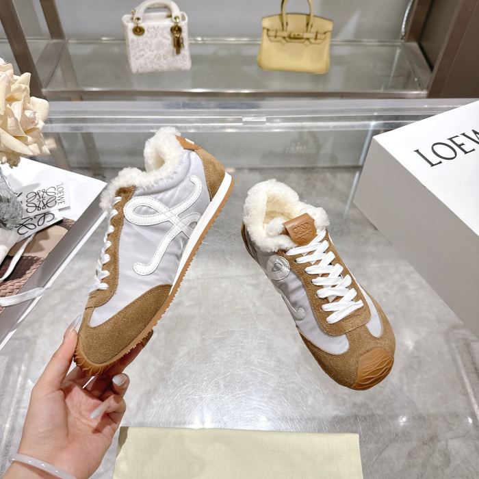 Loewe Casual shoes 007 HL052