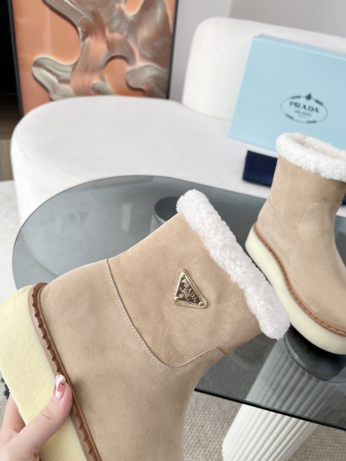 Prada Boots 020 HL082