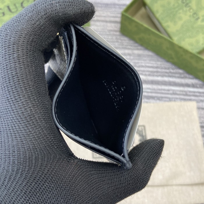 Gucci Emblem Wallet 819121 LM061 10cm
